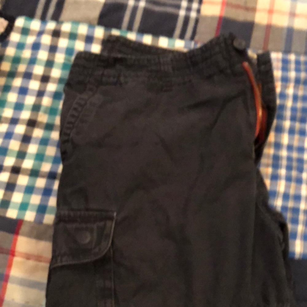 Tommy Hilfiger men’s cargo shorts navy blue size 38.